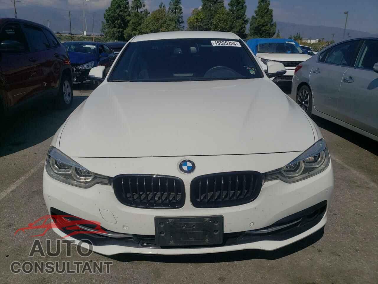 BMW 3 SERIES 2018 - WBA8B9C51JEE83365