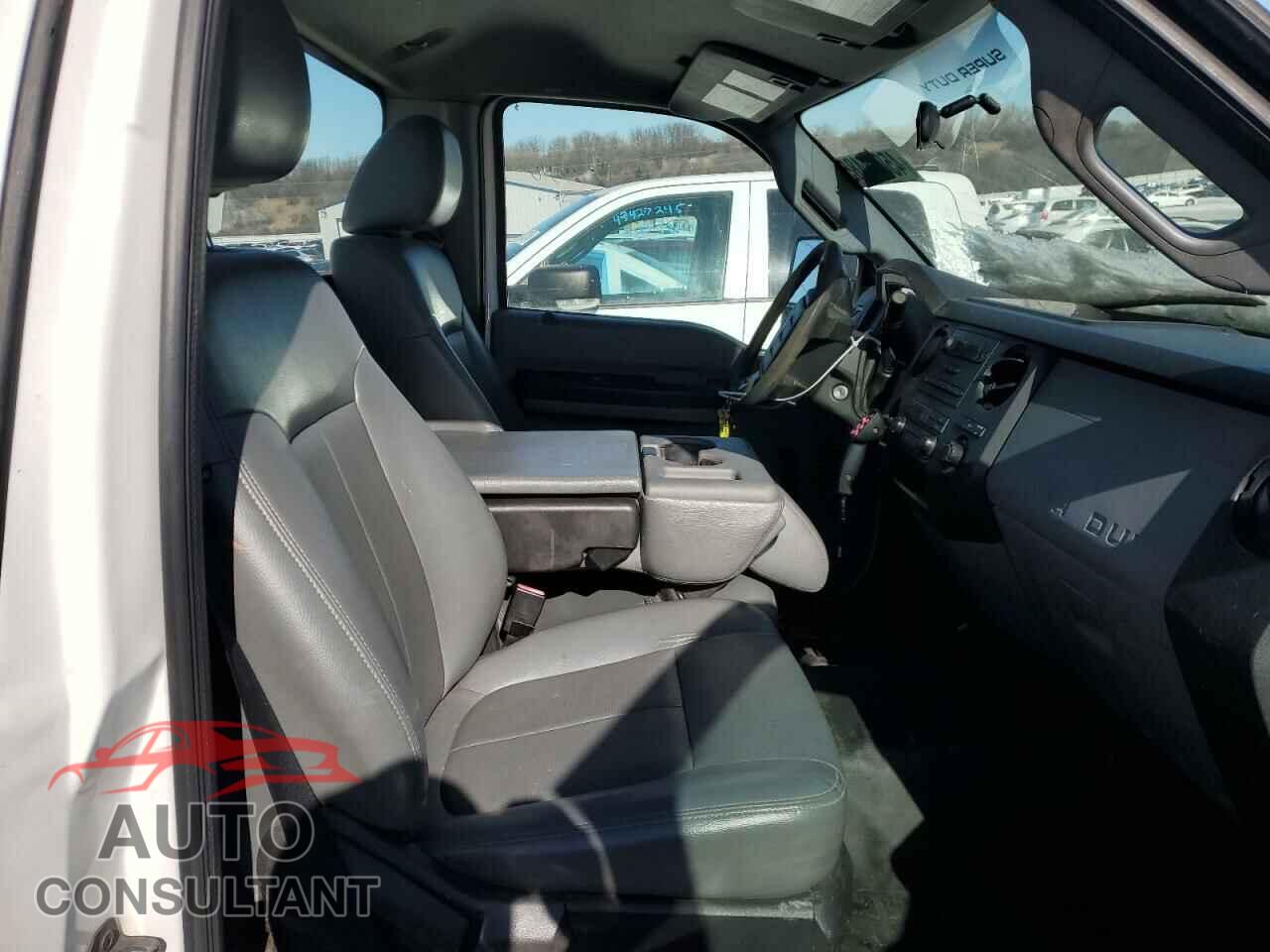 FORD F350 2012 - 1FTRF3B68CEC11009