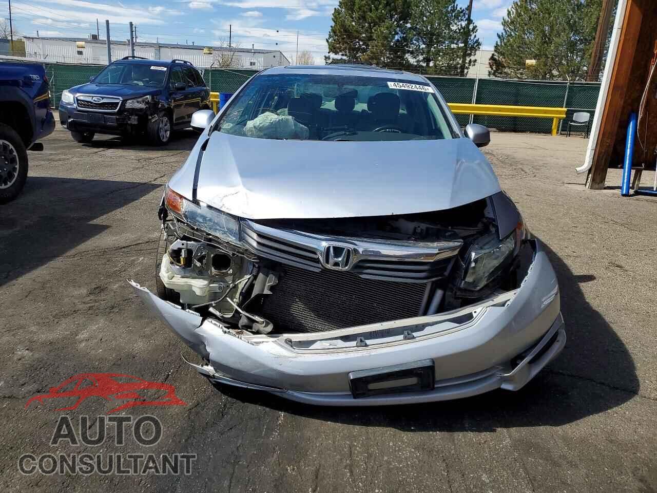 HONDA CIVIC 2012 - 2HGFB2F99CH526537
