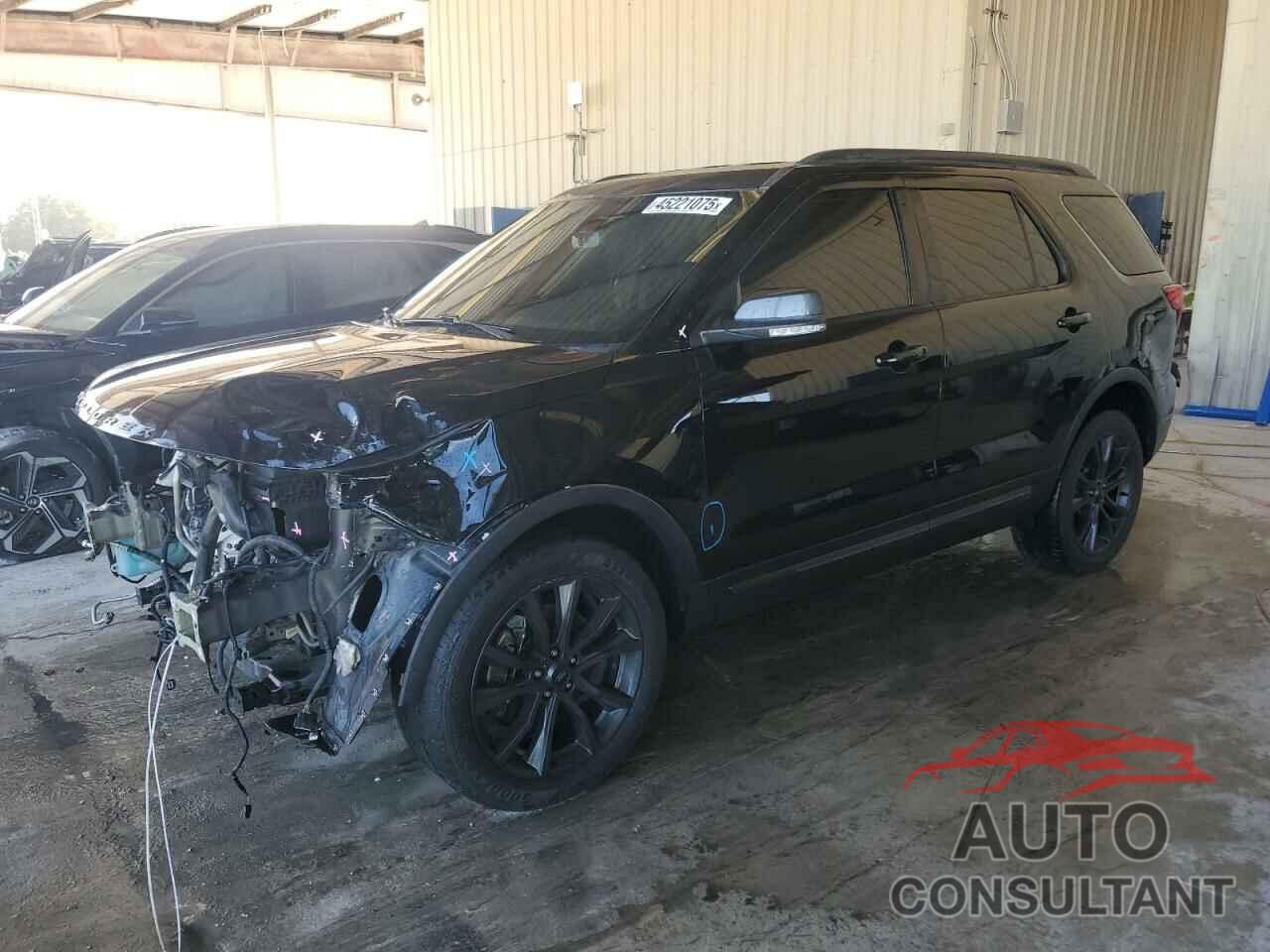 FORD EXPLORER 2017 - 1FM5K8D80HGA93485