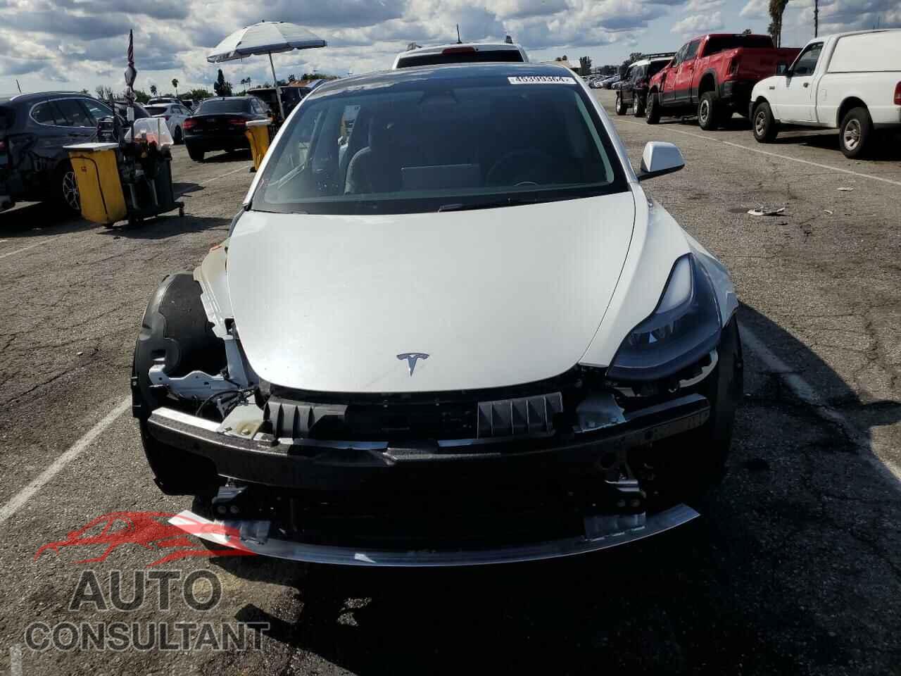 TESLA MODEL 3 2022 - 5YJ3E1EA4NF359320