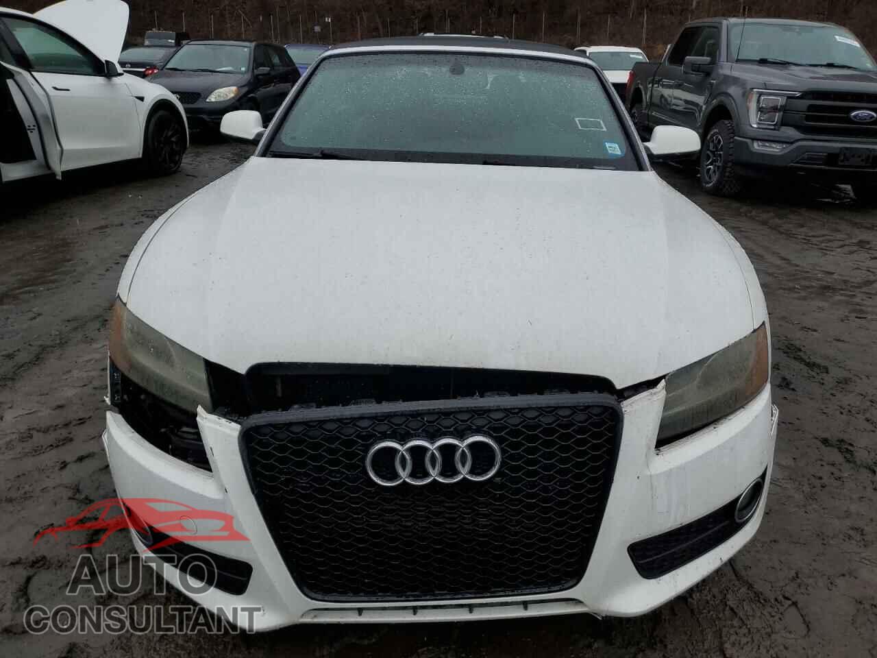 AUDI A5 2011 - WAULFAFH3BN004867