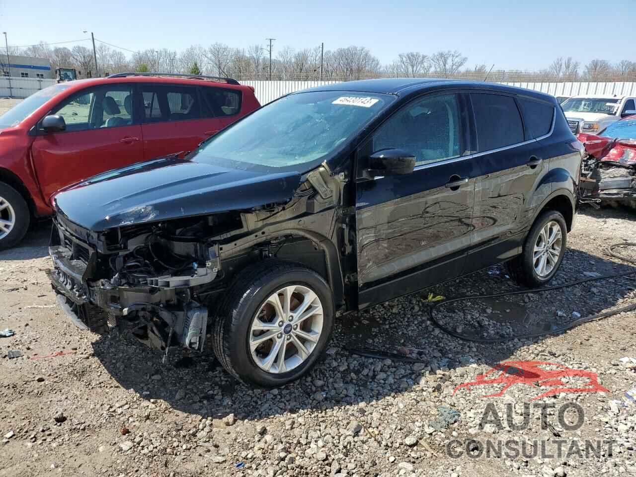 FORD ESCAPE 2017 - 1FMCU0G98HUE22801