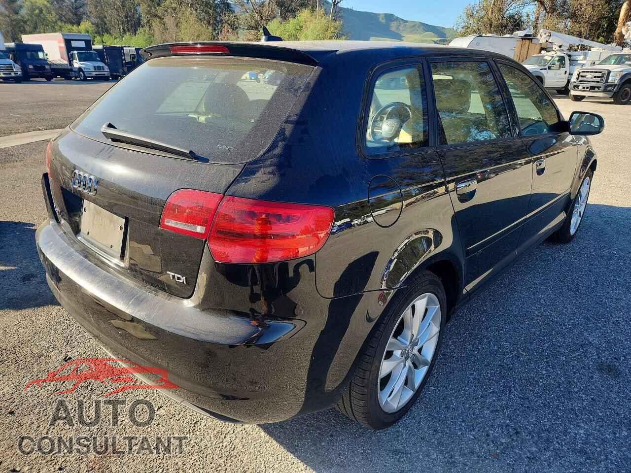 AUDI A3 2012 - WAUBJAFM6CA160918