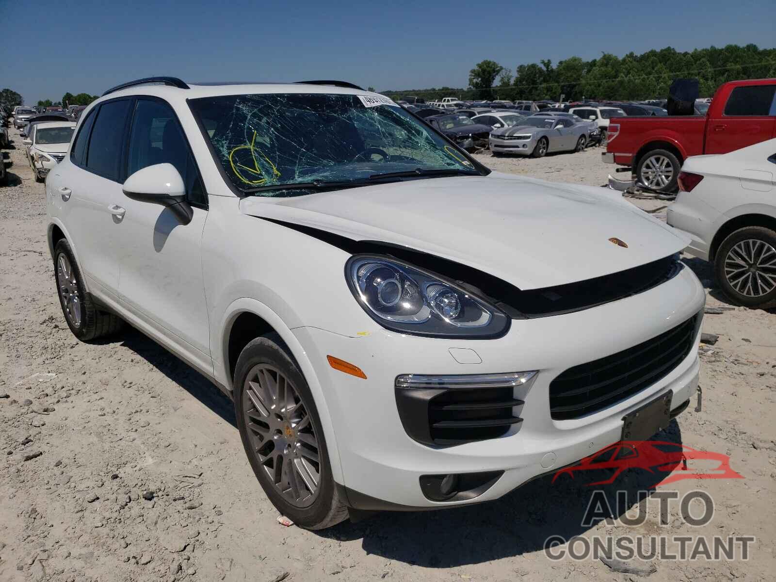 PORSCHE CAYENNE 2017 - WP1AA2A26HKA85857