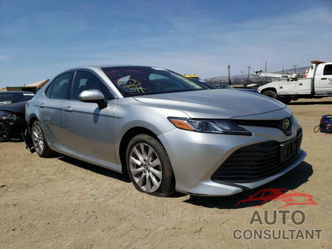 TOYOTA CAMRY 2018 - JTNB11HK4J3046394
