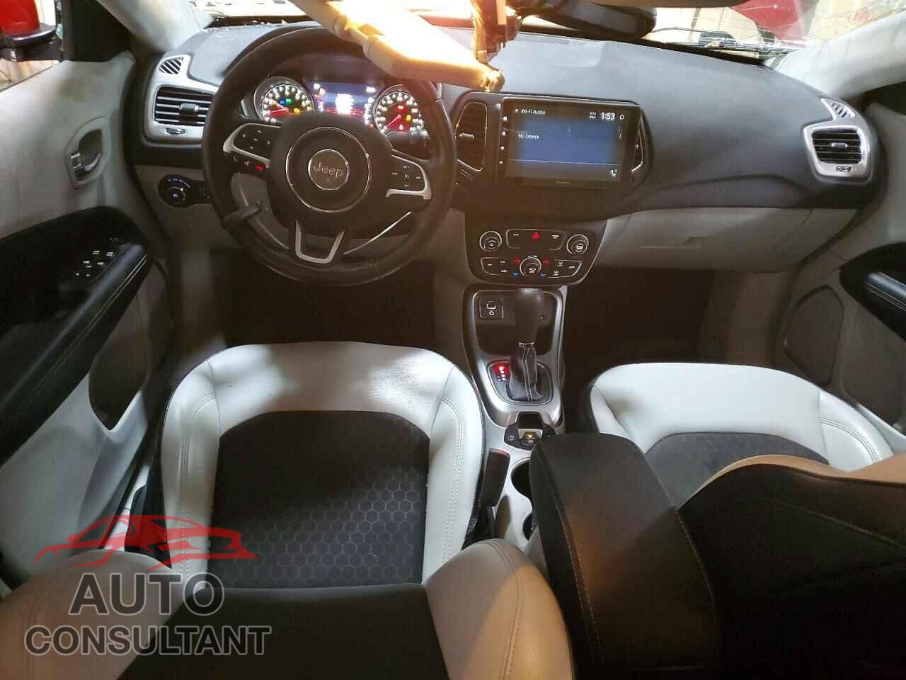 JEEP COMPASS 2019 - 3C4NJCBB0KT832348