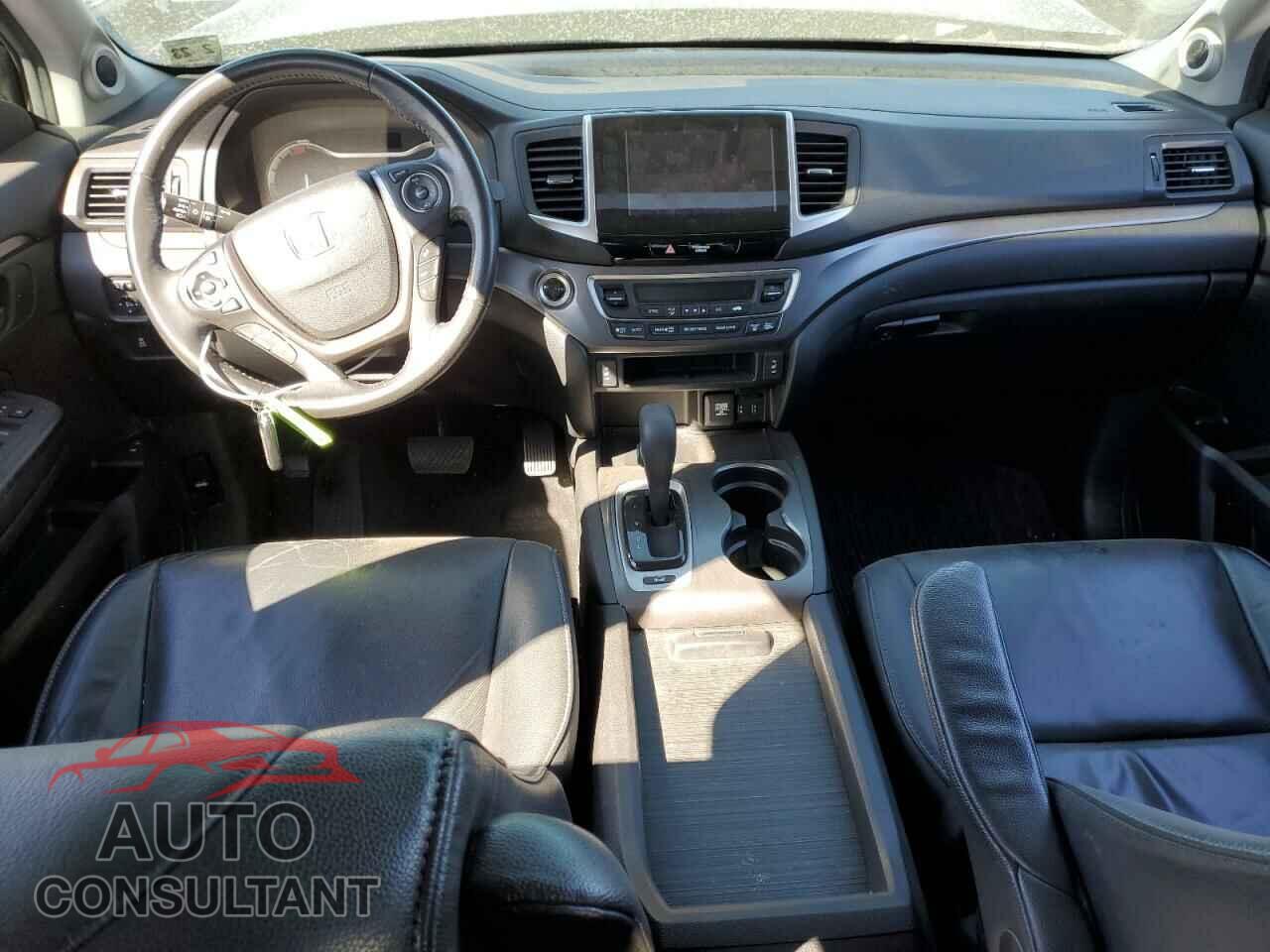 HONDA PILOT 2018 - 5FNYF6H51JB007823