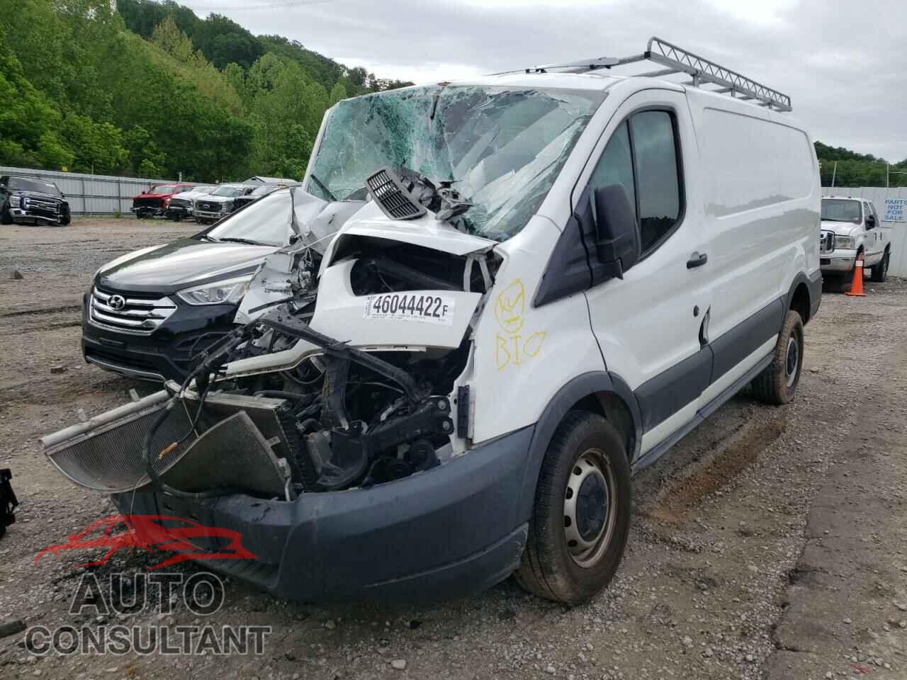 FORD TRANSIT CO 2017 - 1FTYR1ZM3HKA13779