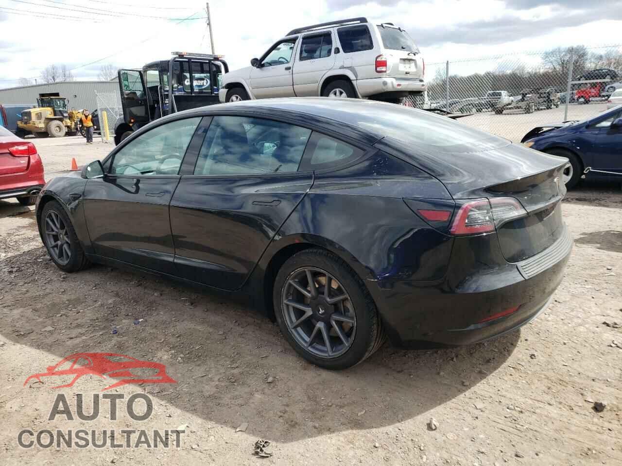 TESLA MODEL 3 2021 - 5YJ3E1EAXMF915144