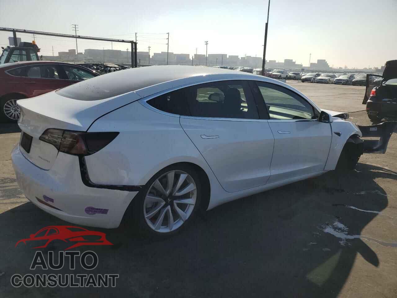 TESLA MODEL 3 2019 - 5YJ3E1EB6KF453526