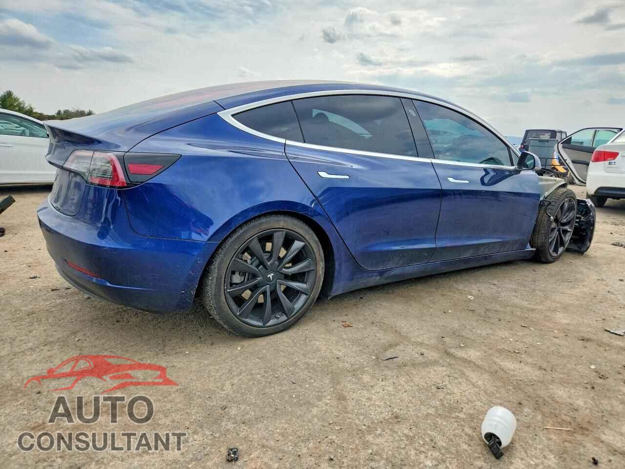 TESLA MODEL 3 2017 - 5YJ3E1EA5HF001051
