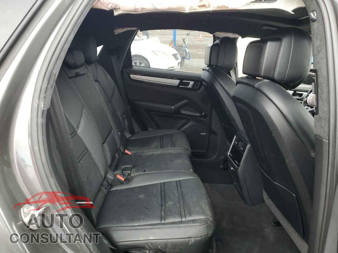 PORSCHE CAYENNE 2021 - WP1AG2AY0MDA35148