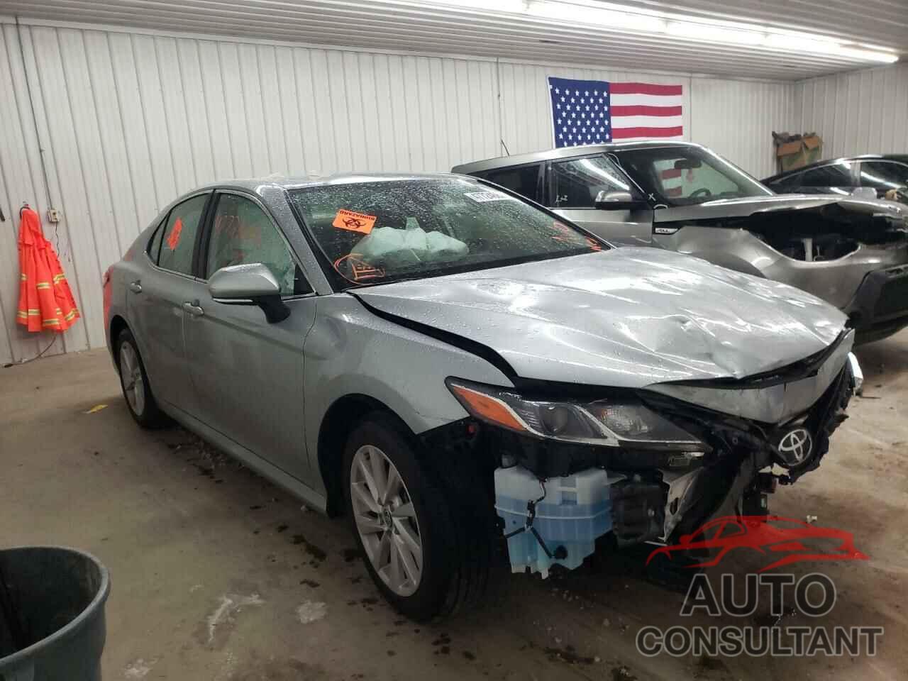 TOYOTA CAMRY 2021 - 4T1R11AK6MU428448