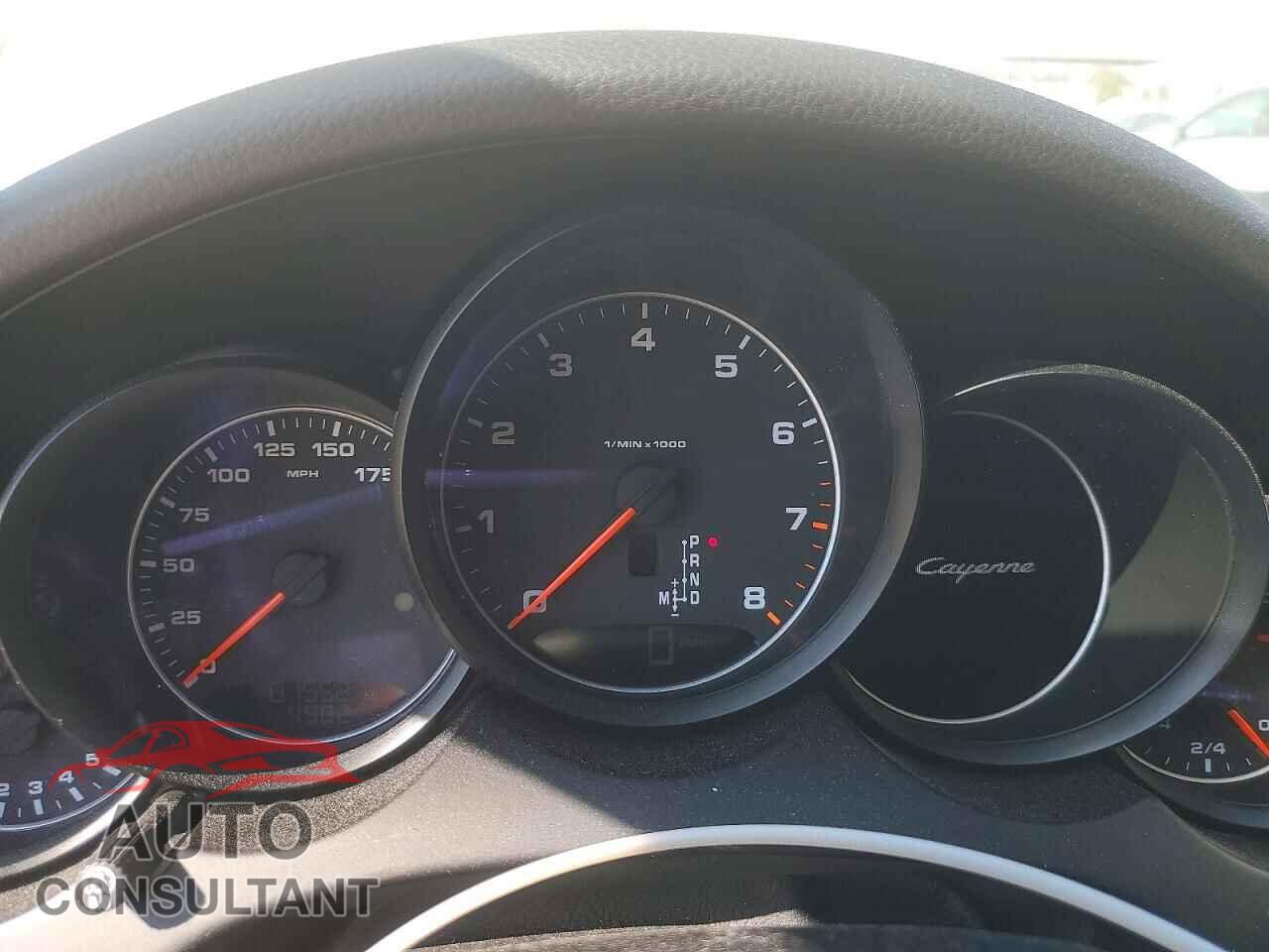 PORSCHE CAYENNE 2017 - WP1AA2A22HKA84866
