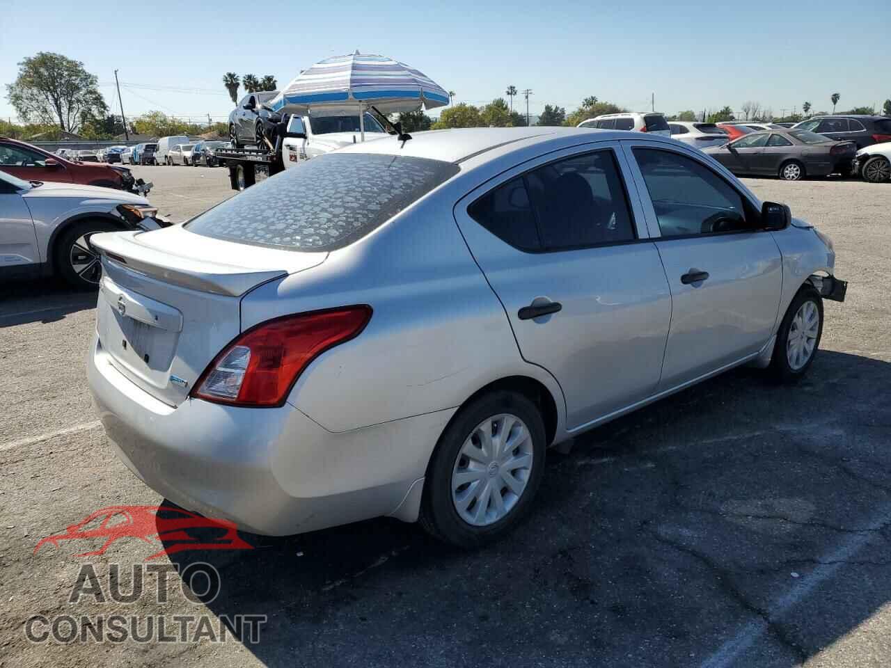 NISSAN VERSA 2013 - 3N1CN7AP2DL856494
