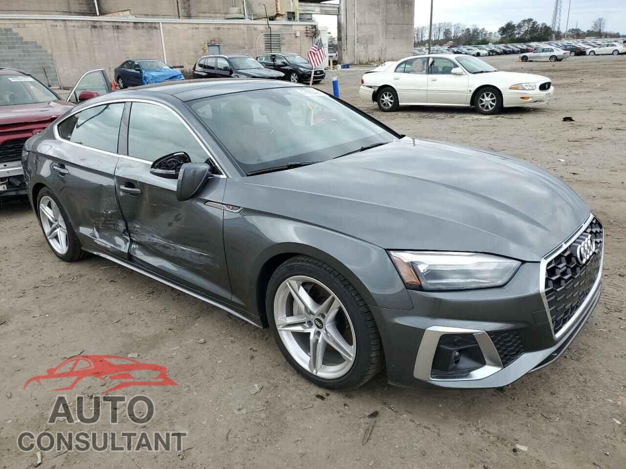 AUDI A5 2021 - WAUDACF55MA027338
