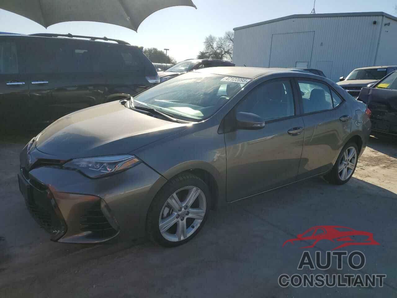 TOYOTA COROLLA 2018 - 2T1BURHE6JC016423