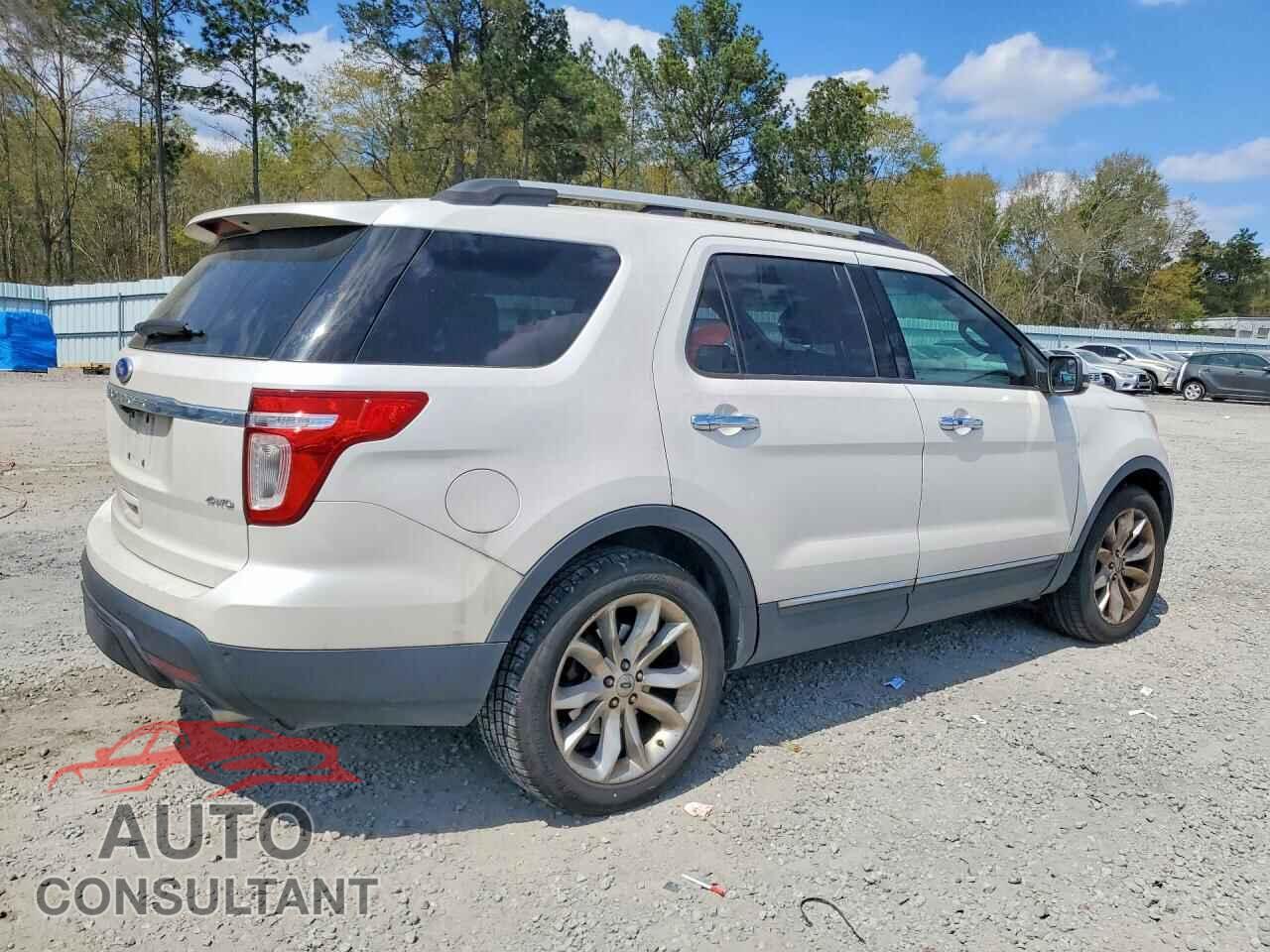 FORD EXPLORER 2011 - 1FMHK8F86BGA30103