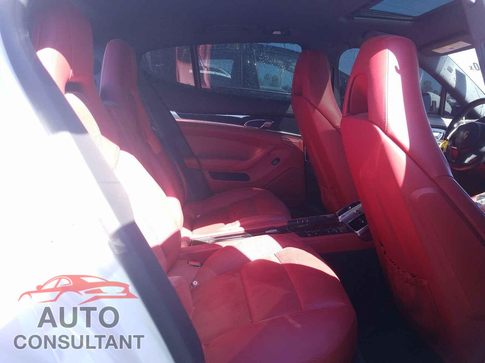 PORSCHE PANAMERA 2016 - WP0AA2A77GL000630