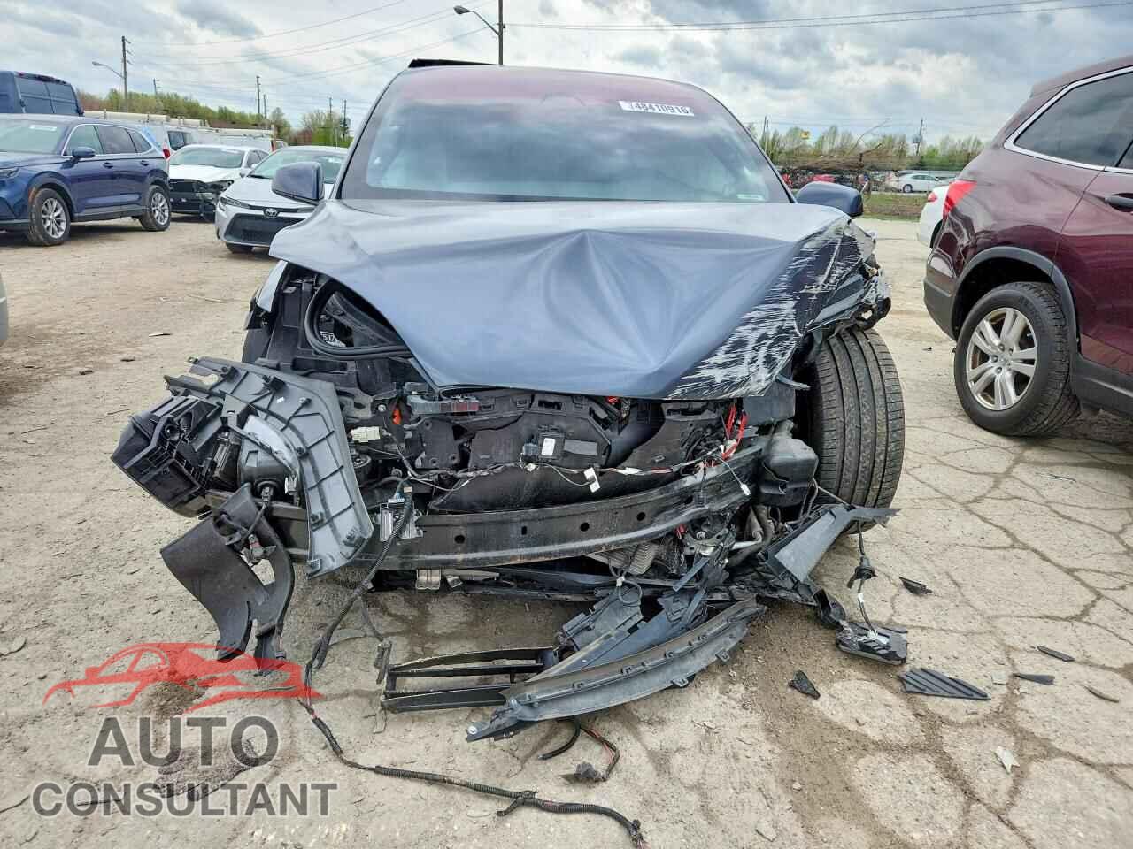 TESLA MODEL X 2019 - 5YJXCBE21KF190715
