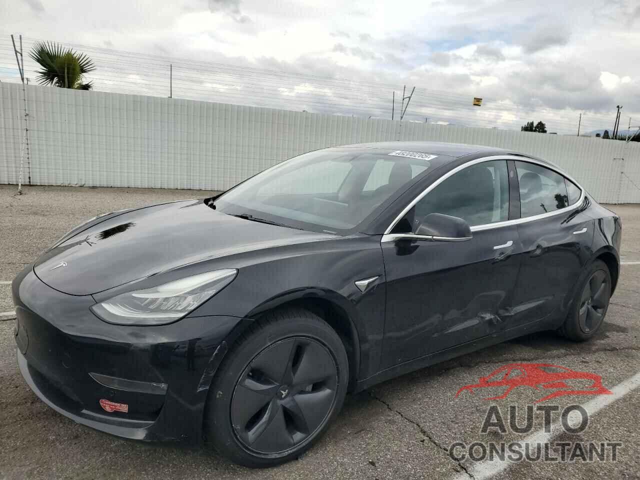 TESLA MODEL 3 2018 - 5YJ3E1EAXJF011404