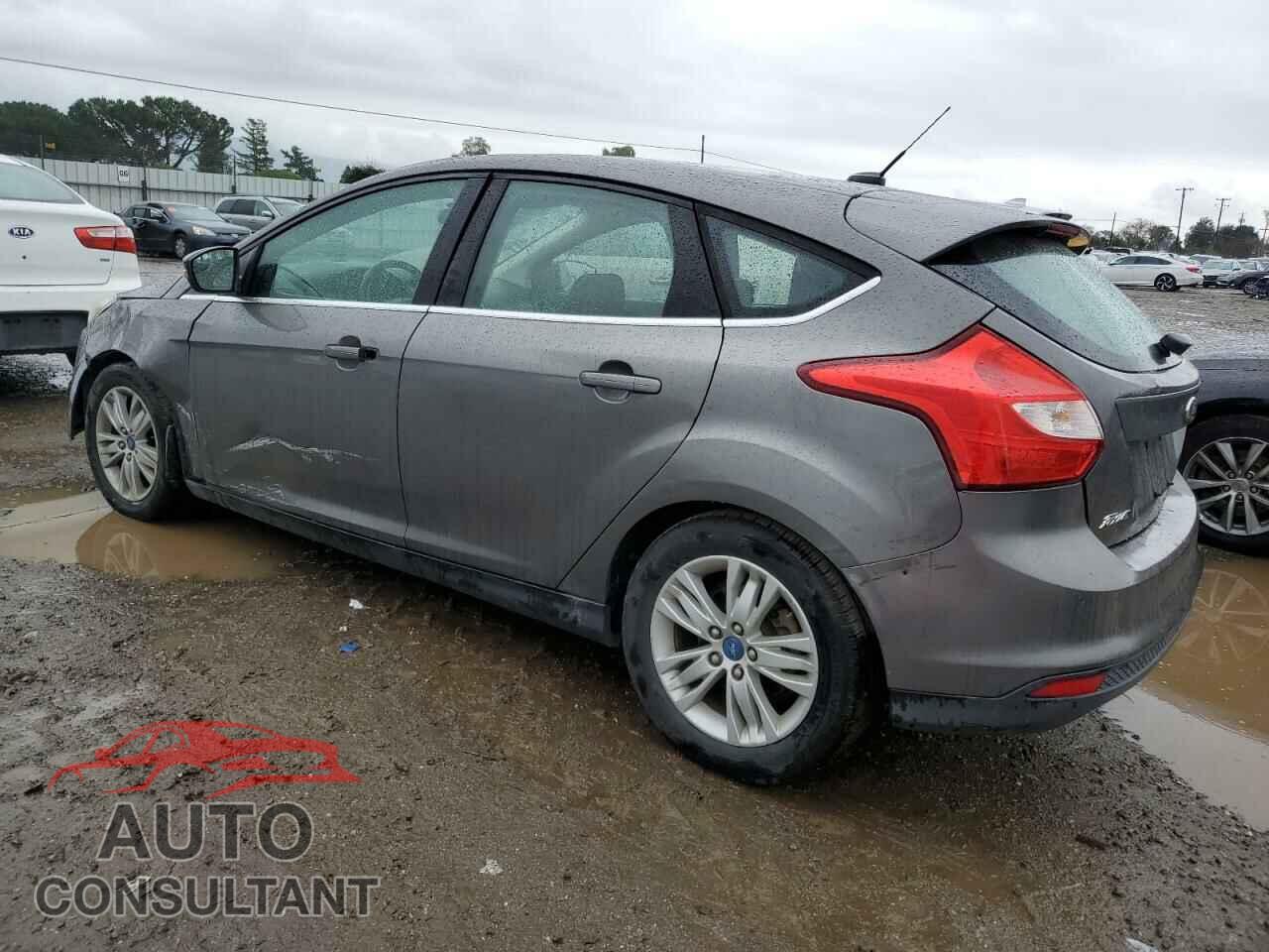 FORD FOCUS 2012 - 1FAHP3M25CL216737