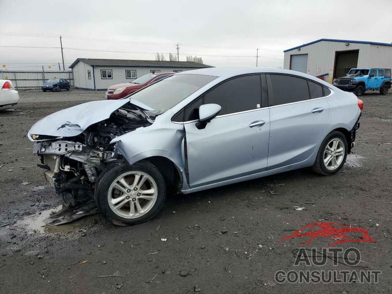 CHEVROLET CRUZE 2018 - 1G1BE5SM7J7227078