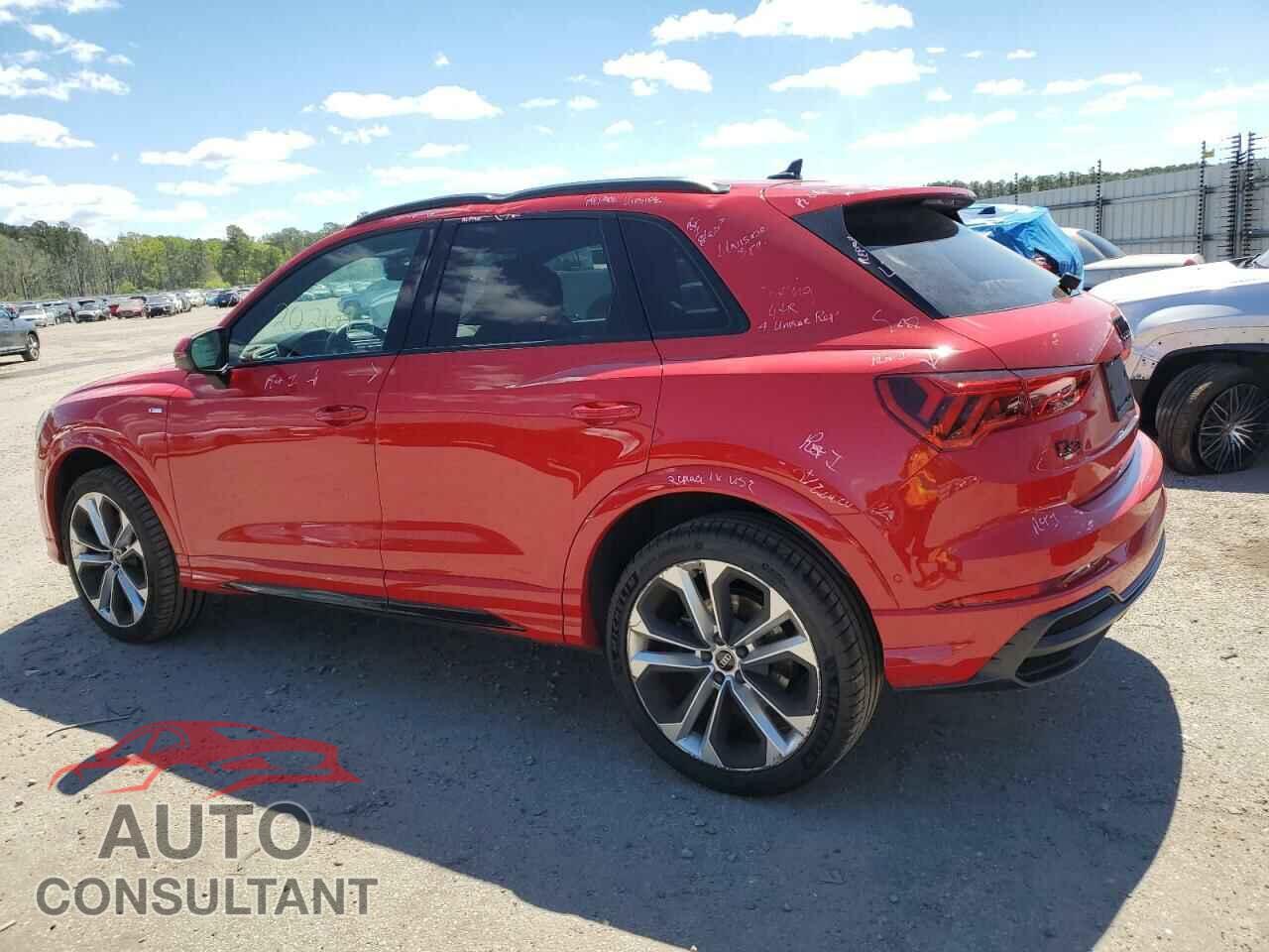AUDI Q3 2021 - WA1EECF35M1021950