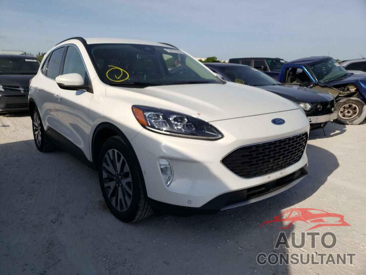 FORD ESCAPE 2020 - 1FMCU9J96LUB16590