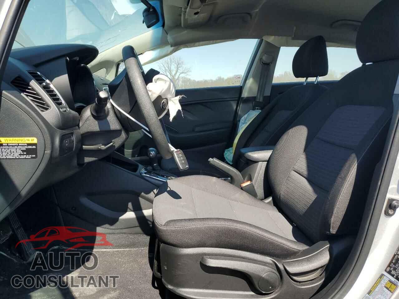 KIA FORTE 2017 - 3KPFL4A79HE061306