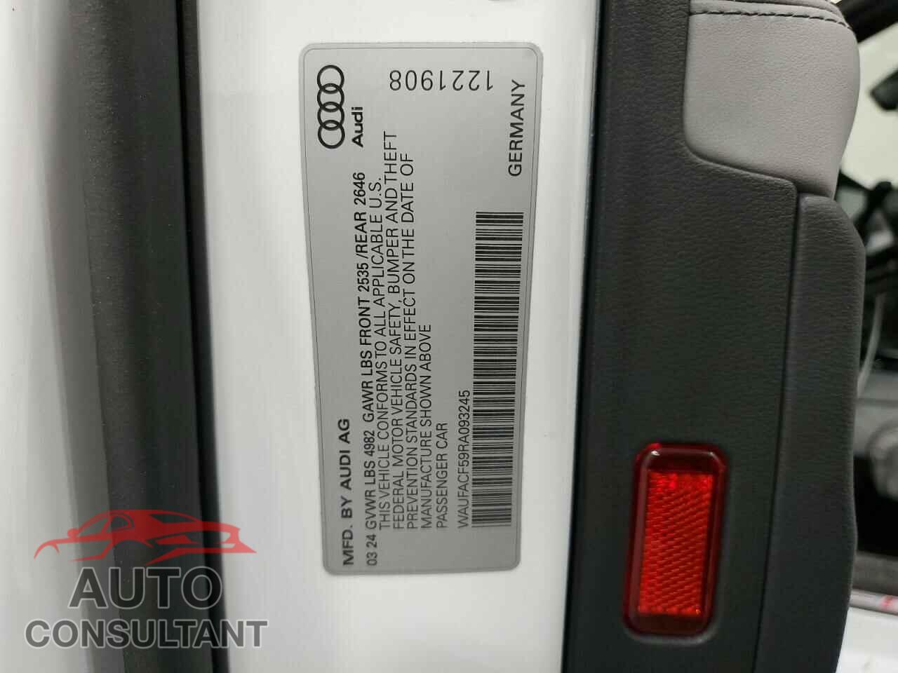 AUDI A5 2024 - WAUFACF59RA093245