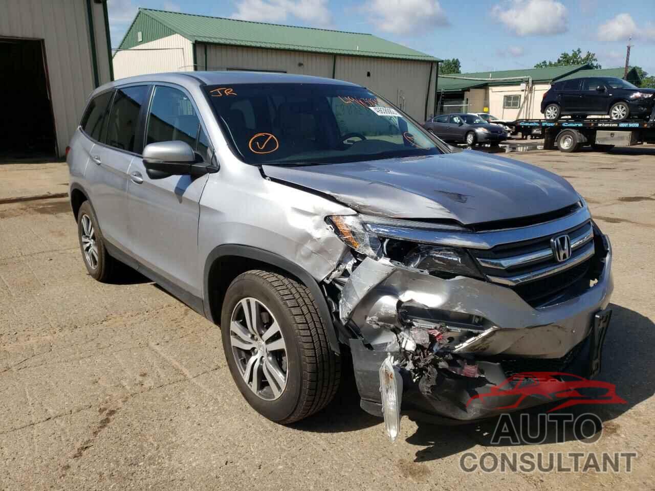 HONDA PILOT 2017 - 5FNYF6H58HB101014