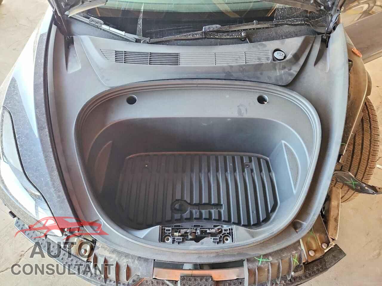 TESLA MODEL 3 2023 - 5YJ3E1EA2PF657156