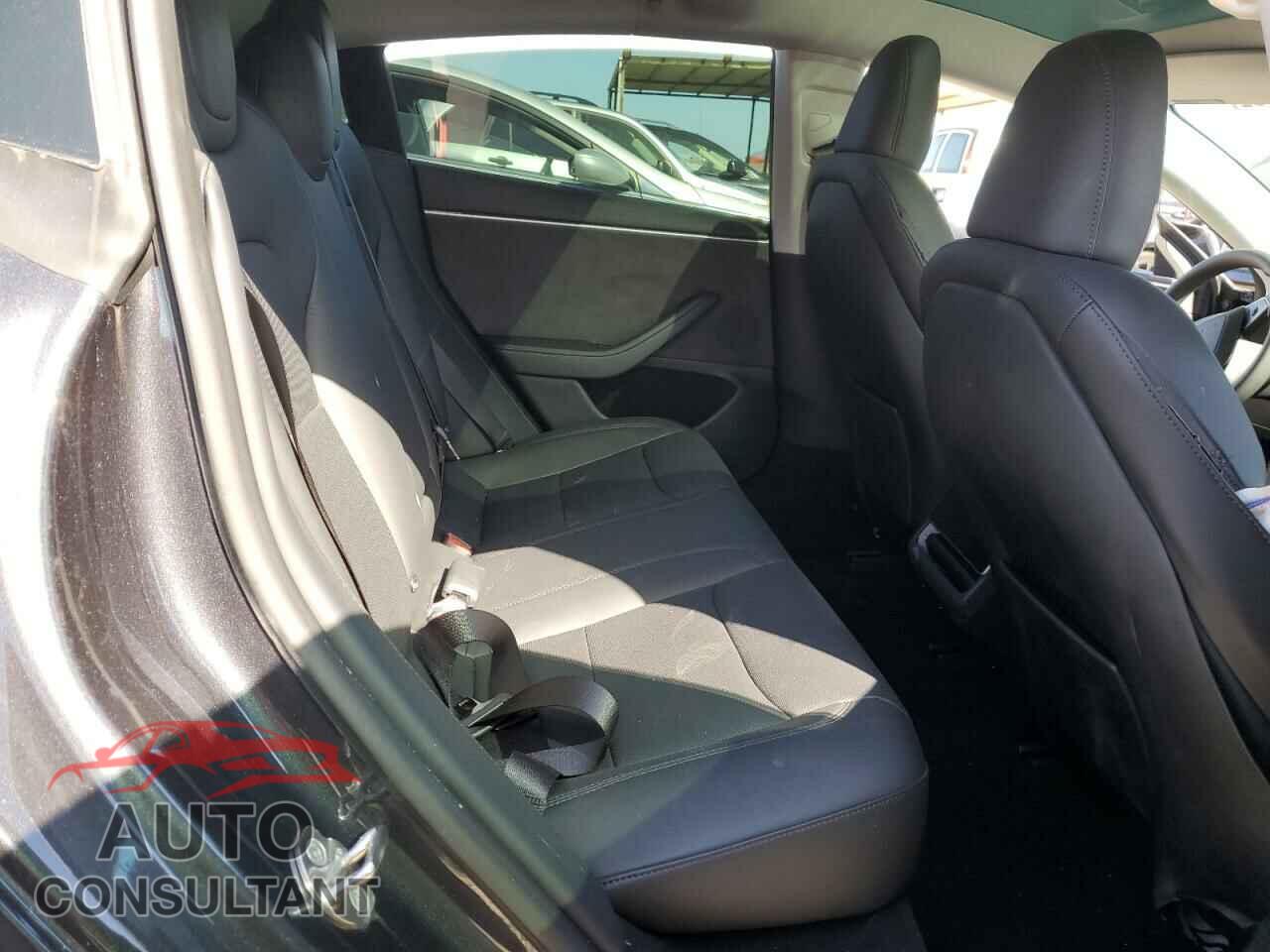 TESLA MODEL 3 2024 - 5YJ3E1EB9RF812068