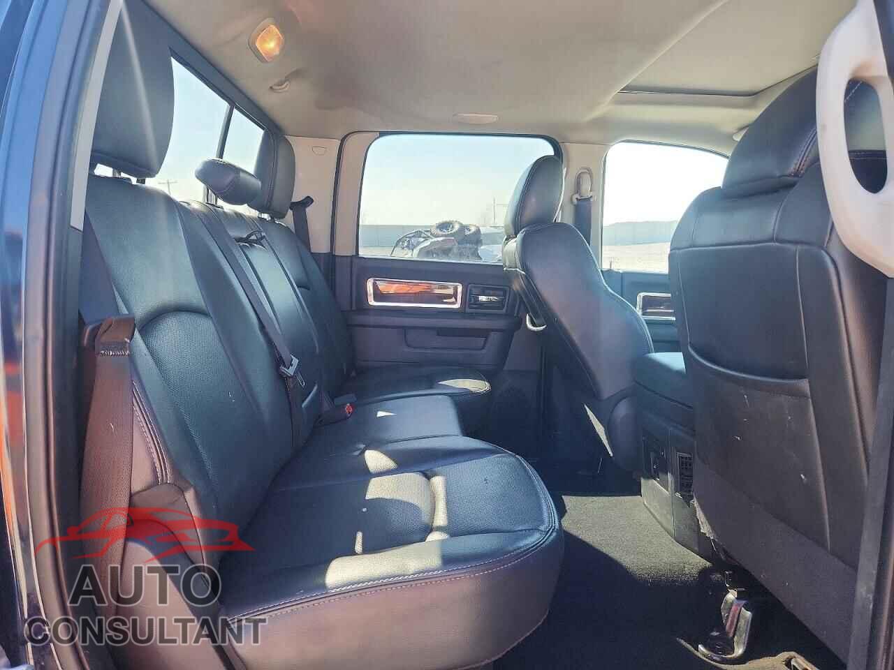 DODGE RAM 1500 2012 - 1C6RD7NT9CS174883