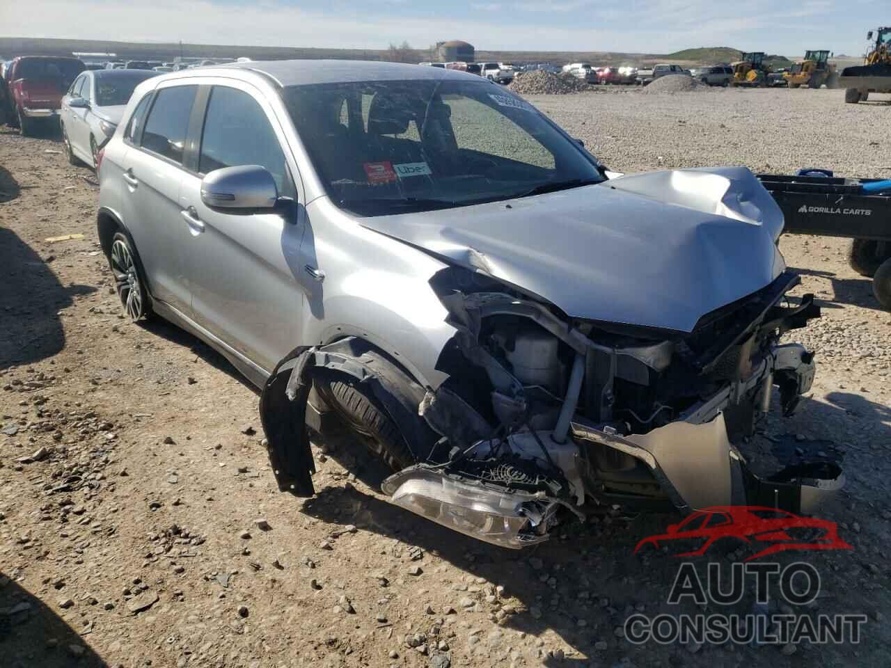 MITSUBISHI OUTLANDER 2018 - JA4AR3AU3JZ036625