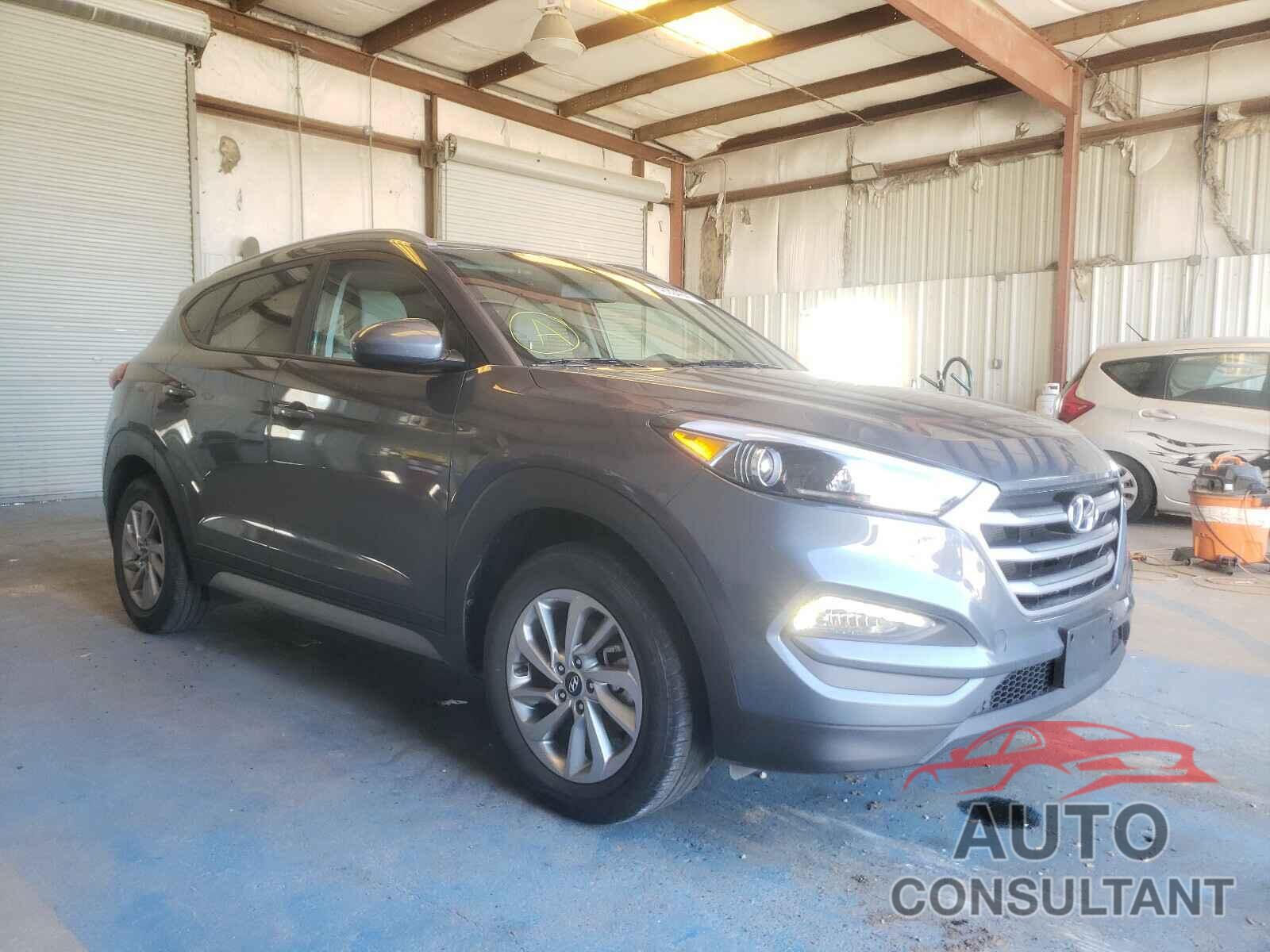 HYUNDAI TUCSON 2018 - KM8J33A44JU673457