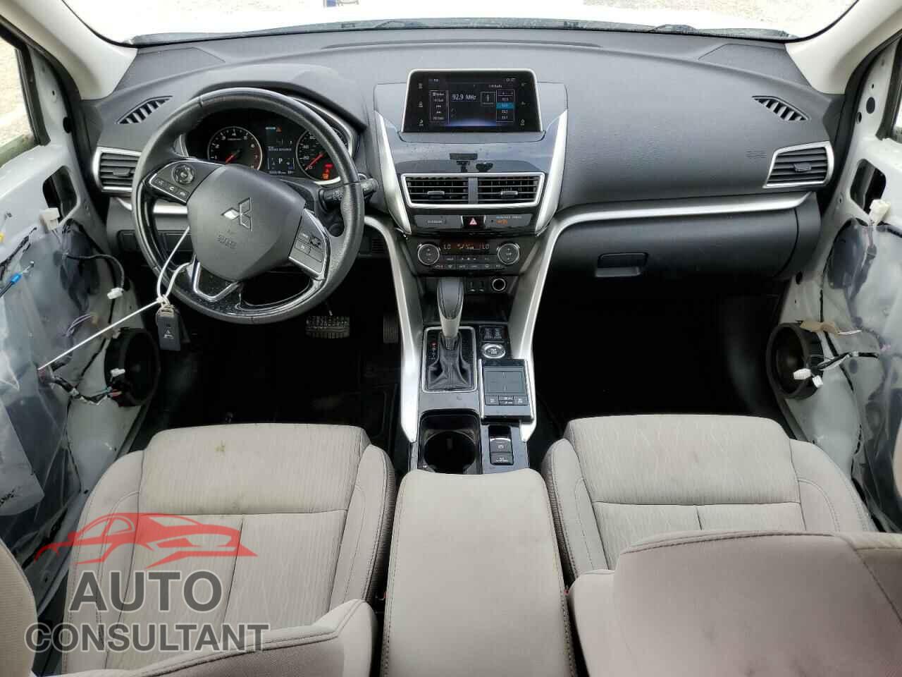 MITSUBISHI ECLIPSE 2018 - JA4AT5AA8JZ061166