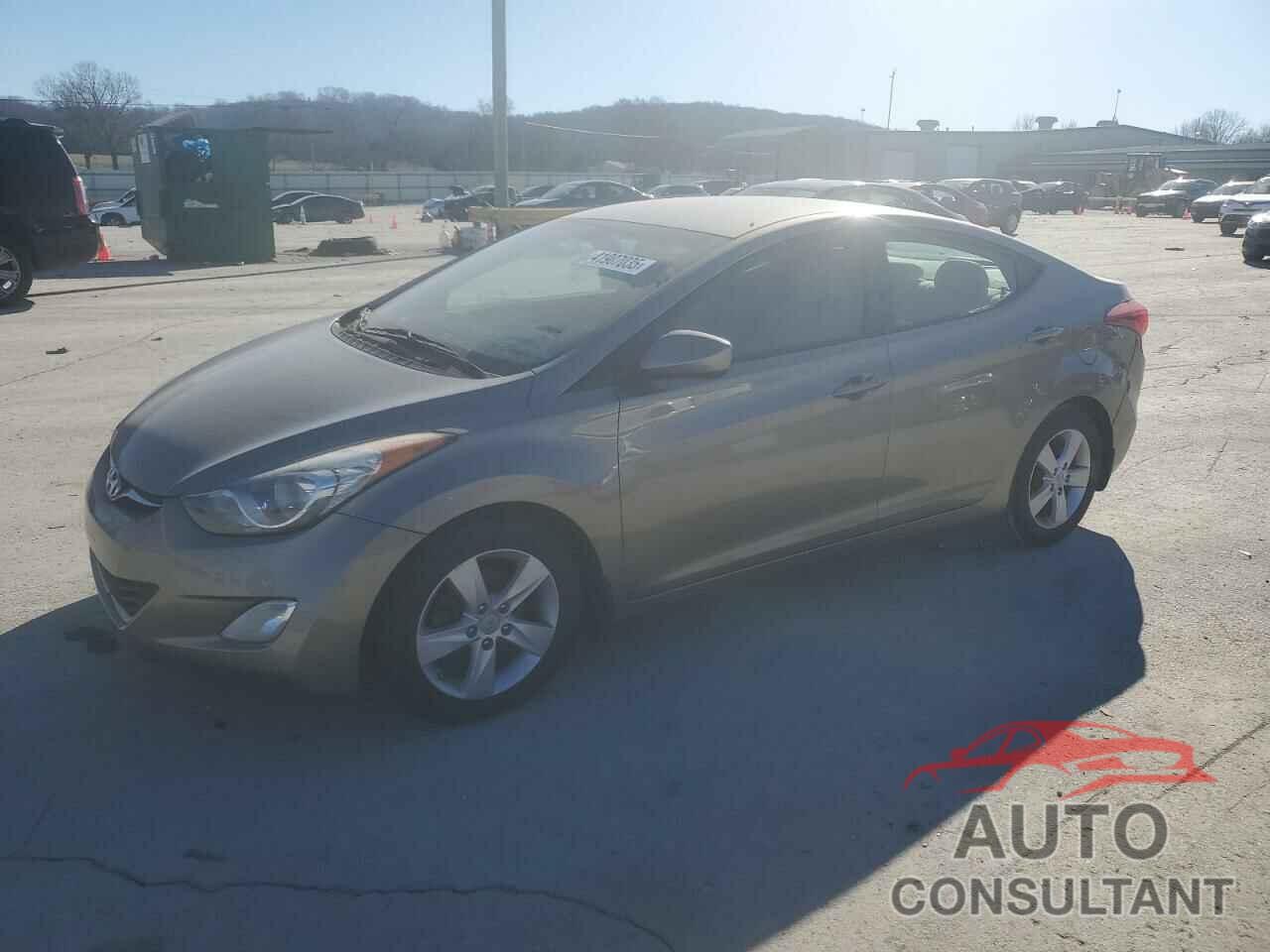 HYUNDAI ELANTRA 2013 - 5NPDH4AE5DH374933