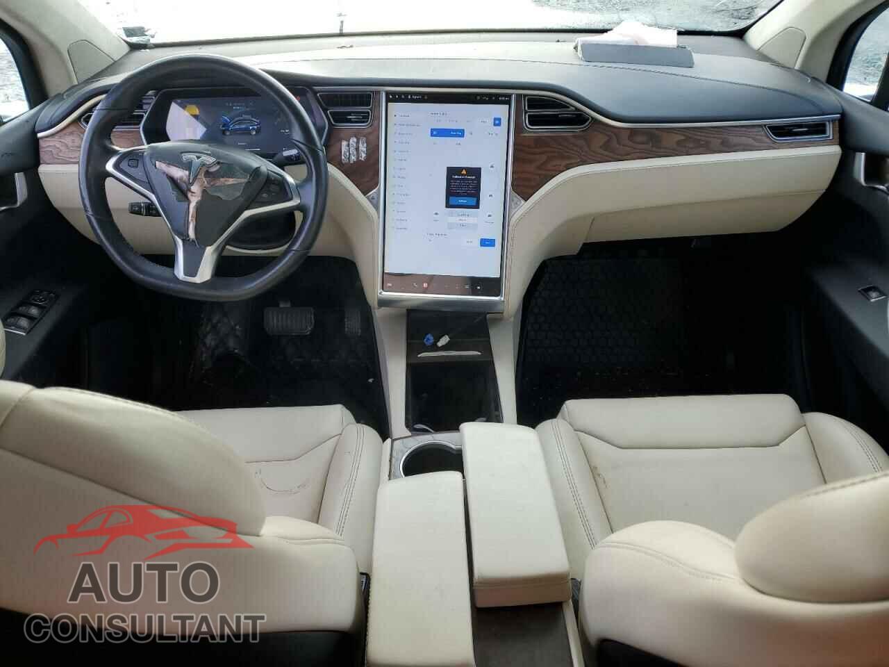 TESLA MODEL X 2018 - 5YJXCAE25JF091369