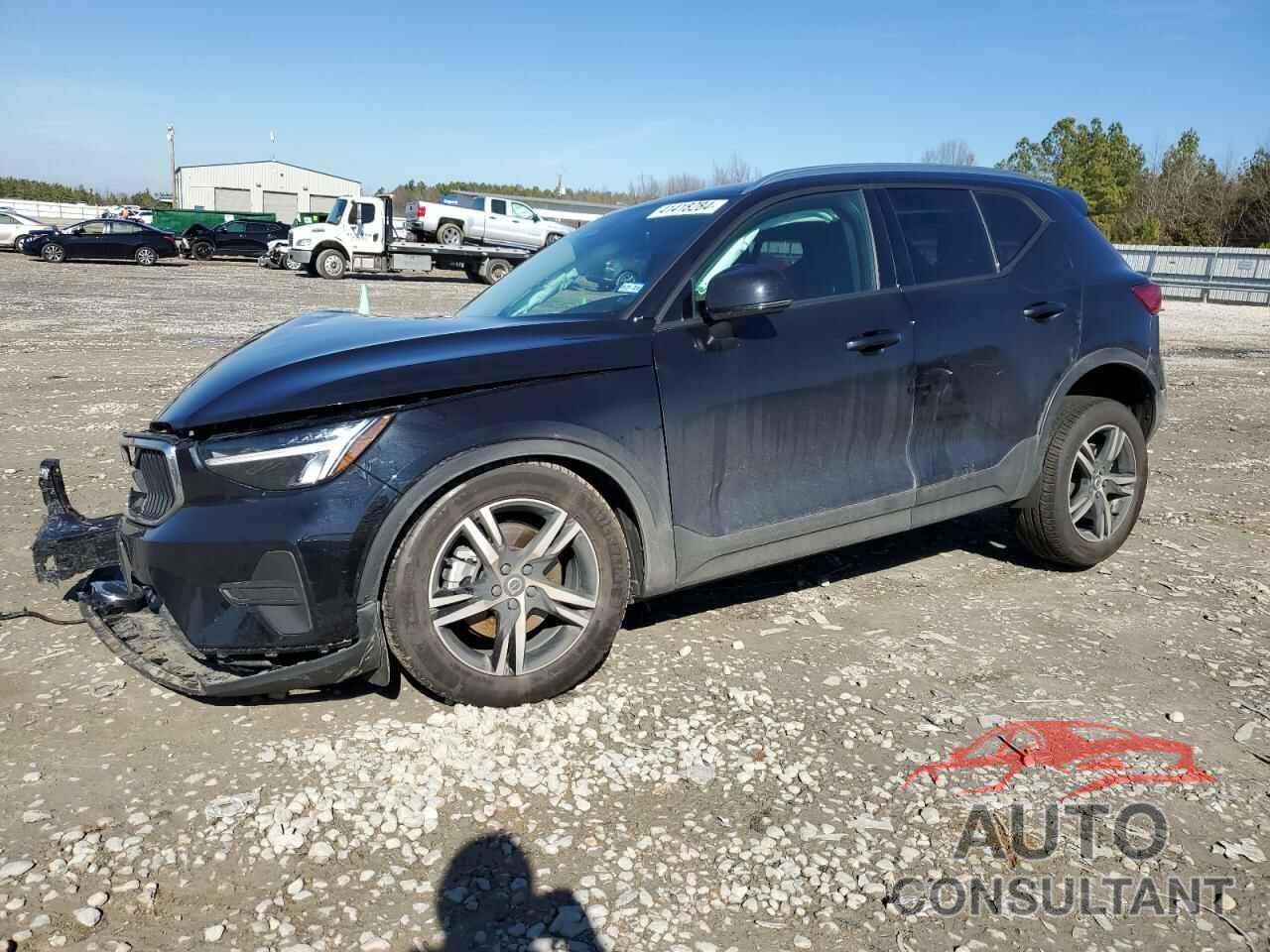 VOLVO XC40 CORE 2023 - YV4L12UK2P2054557