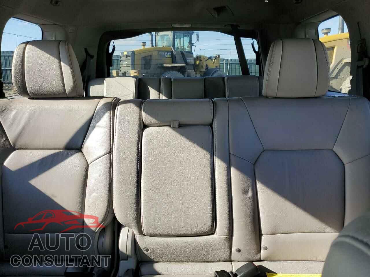 HONDA PILOT 2012 - 5FNYF4H77CB005308