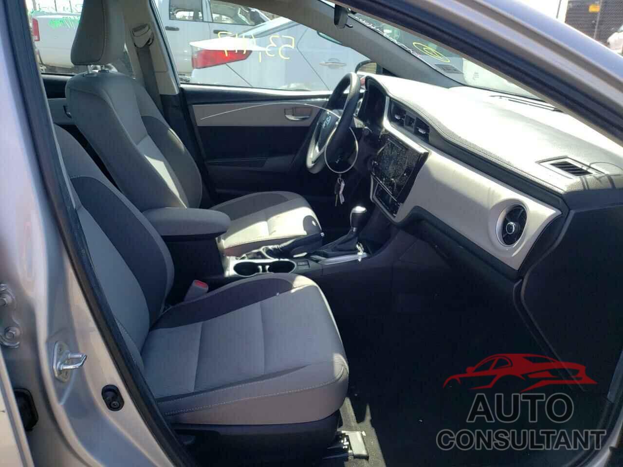 TOYOTA COROLLA 2019 - 2T1BURHE3KC151473