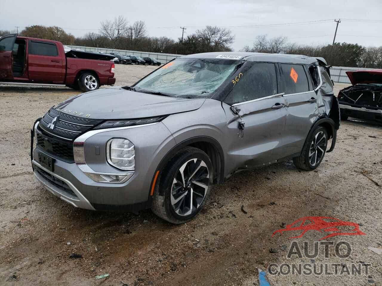 MITSUBISHI OUTLANDER 2022 - JA4J4UA84NZ074362