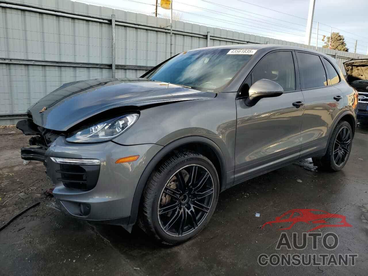 PORSCHE CAYENNE 2018 - WP1AB2A23JLA60329