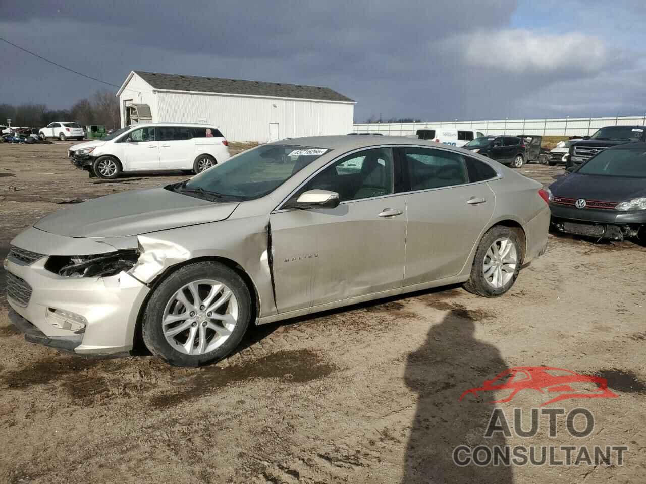 CHEVROLET MALIBU 2016 - 1G1ZE5ST4GF318071