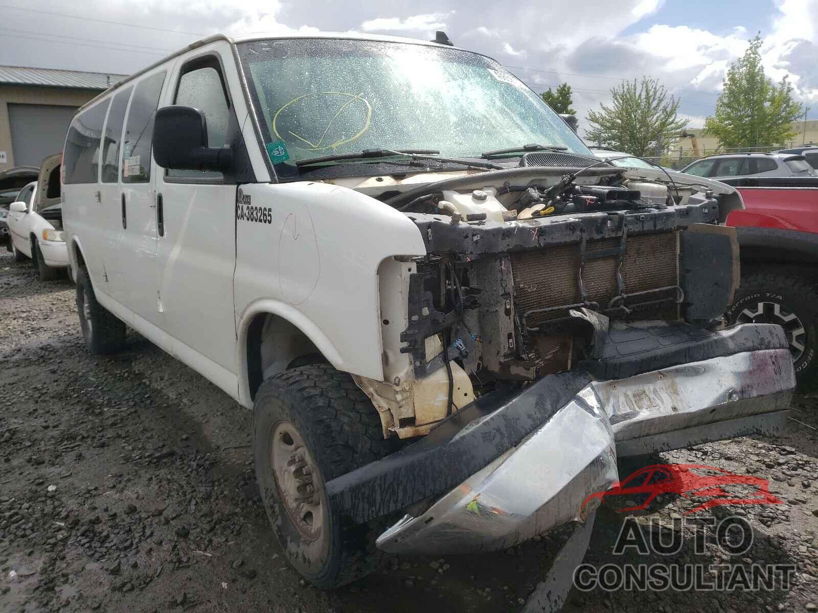 CHEVROLET EXPRESS 2017 - 1GAZGPFG8H1347493