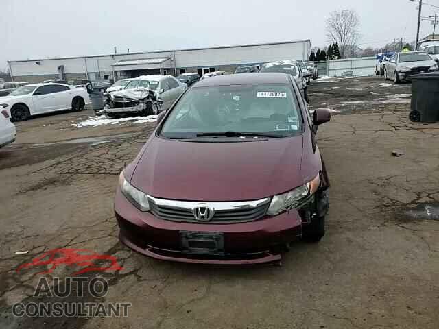 HONDA CIVIC 2012 - 2HGFB2F56CH554745