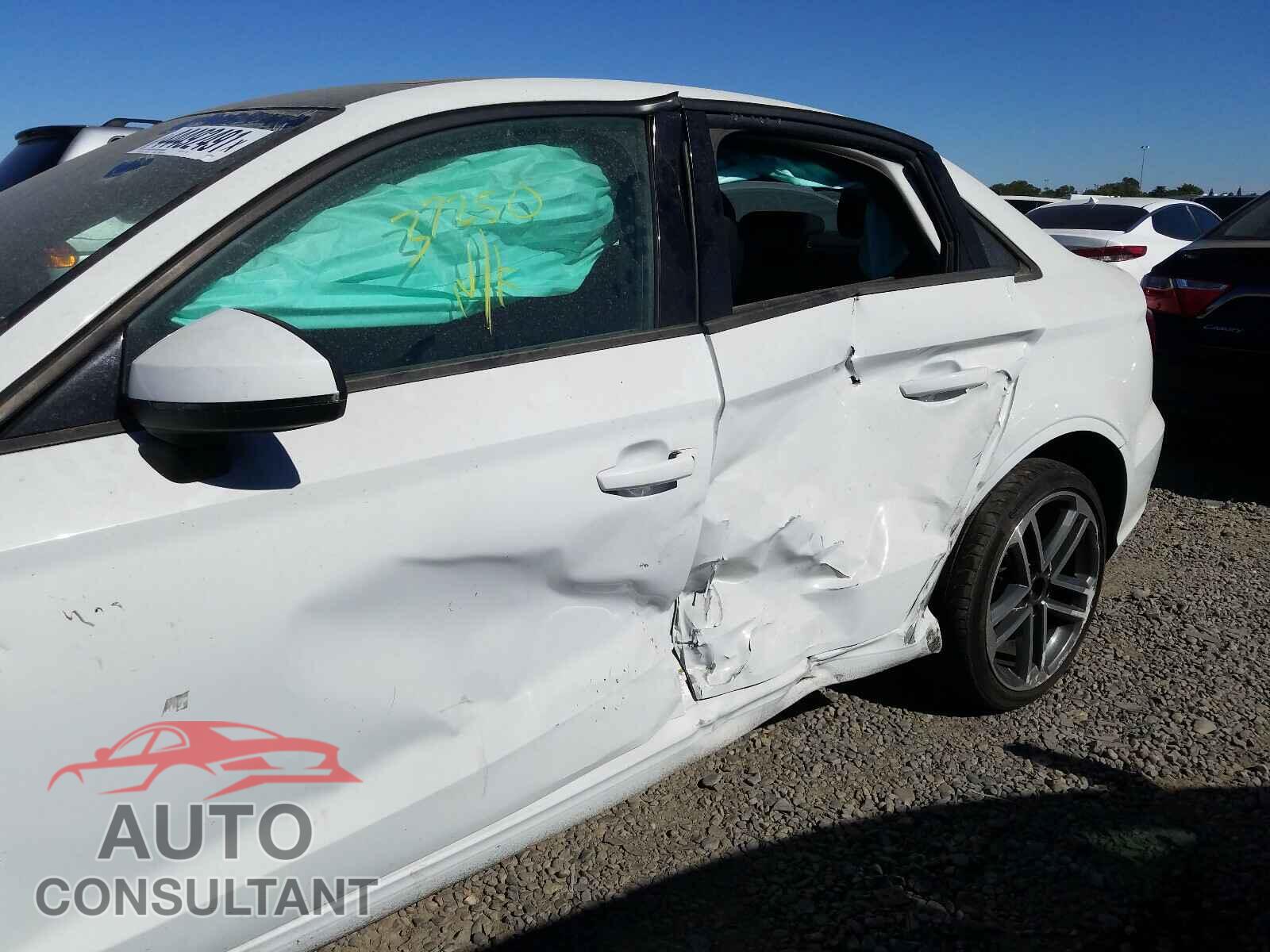AUDI A3 2017 - WAUB8GFF9H1036746